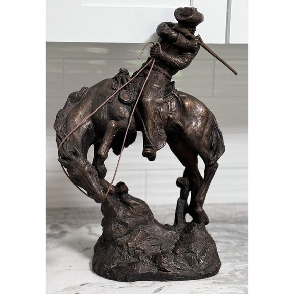 Large Antique Bronze/Metal Sculpture American Cowboy Rifle Riding Horse - Picture 1 of 16